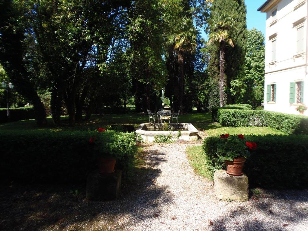سان بيترو في كاريانو Relais Villa San Matteo المظهر الخارجي الصورة